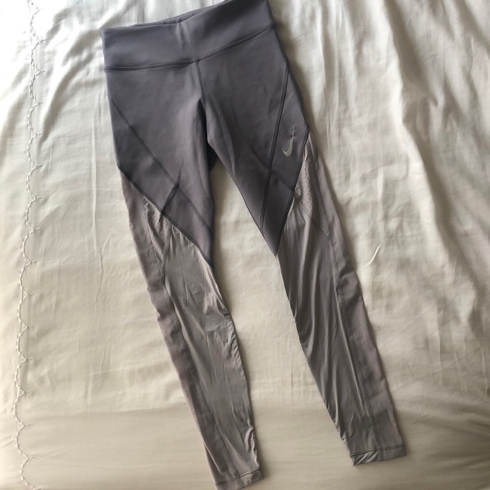 Nike workout leggings